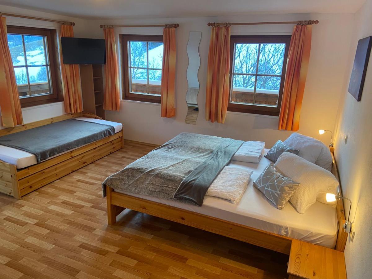 Reiterhof Familie Laubichler Bed & Breakfast Schladming Eksteriør bilde